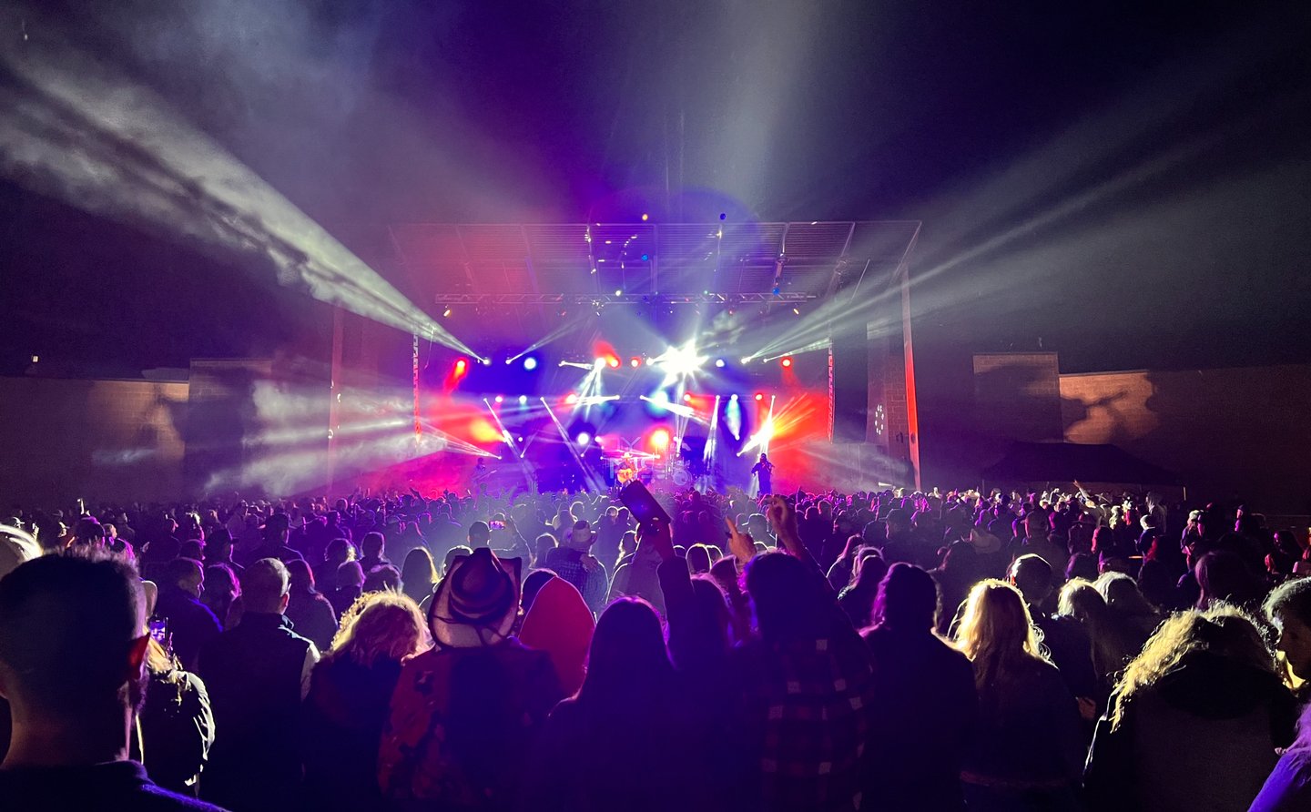 Unleashing the Energy: Music Festivals Rap to Spice Up Your Summer