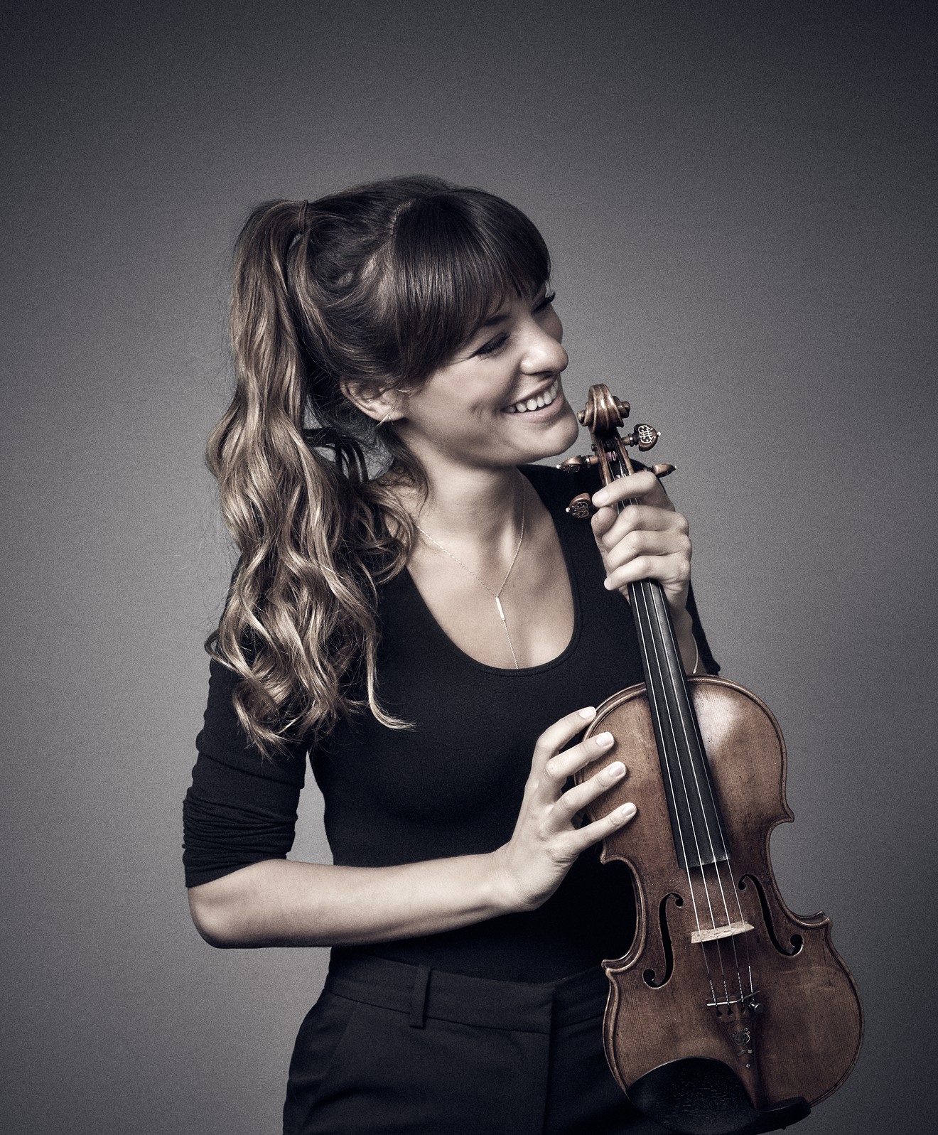 Modern Music With Violin : A Melodic Symphony of the Modern Era